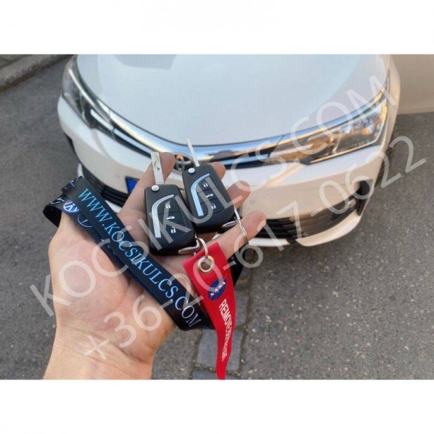Toyota Corolla gyári típusú bicskakulcs eladó!