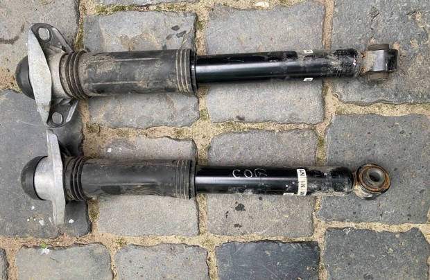 Toyota Corolla hátsó lengéscsillapitó
