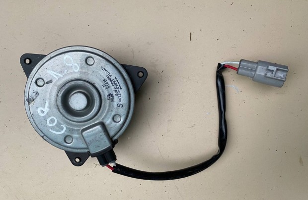 Toyota Corolla hibrid E210 ventillátor motor