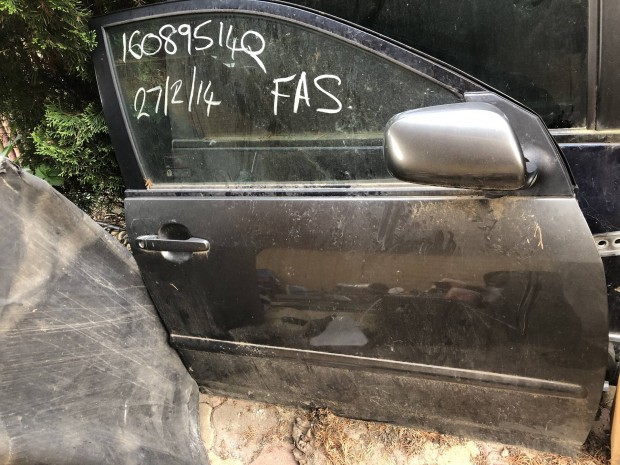 Toyota Corolla jobb els ajt
