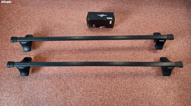Toyota Corolla tet� csomagtart� Thule �jszer�