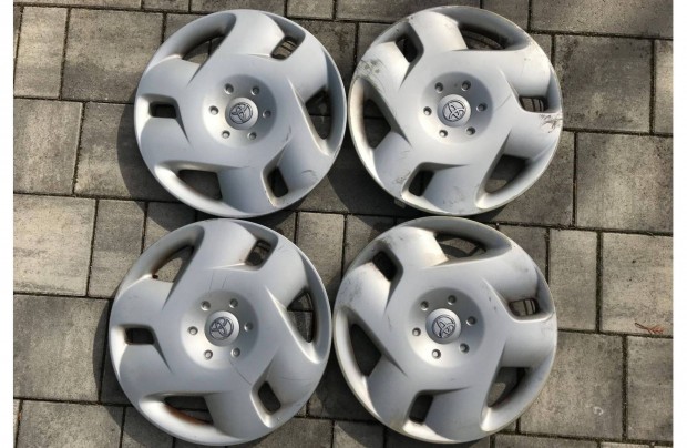 Toyota Disztrcsa 15" (Gyri)