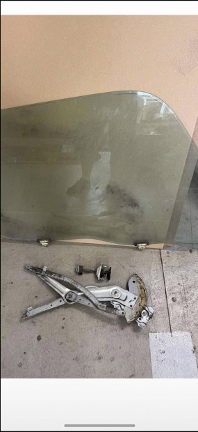 Toyota Dyna 150 100 dk jobb oldali ajt� �veg 