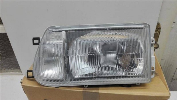 Toyota Dyna f�nysz�r� bal 1995 -> 1999 (H4)