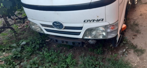 Toyota Dyna gyri els lmpk.