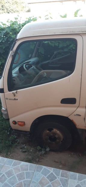 Toyota Dyna komlett ajtk.