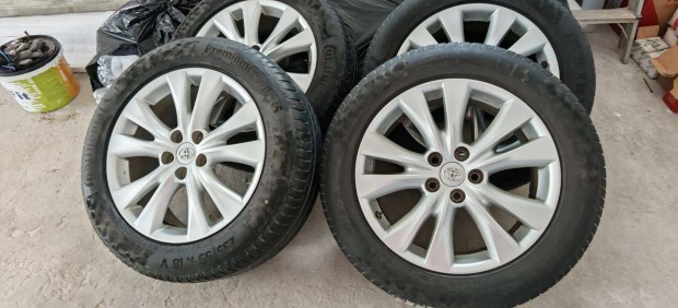 Toyota Gyári 18" 5x114,3 könnyűfém felni garnitúra!