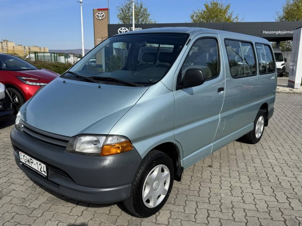 Toyota HI-ACE Hiace 2.4 D Combi 1.Tulajdonostól...