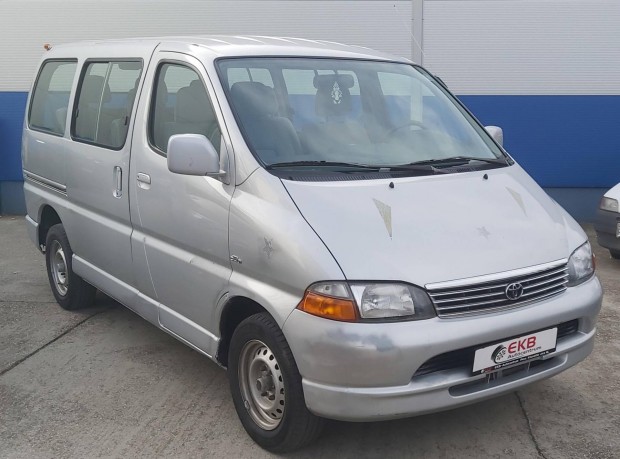 Toyota HI-ACE Hiace 2.5 D4-D Combi