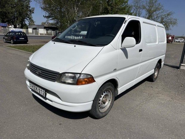 Toyota HI-ACE Hiace 2.5 D4-D Panel Van Friss vi...