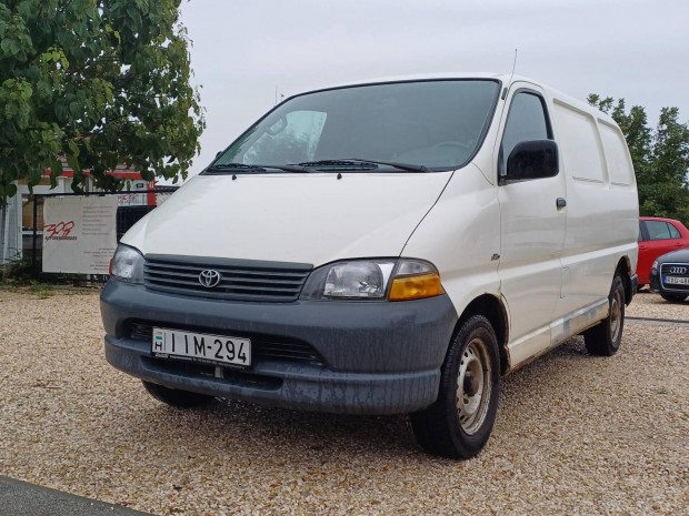 Toyota HI-ACE Hiace 2.5 D4-D Panel Van Long