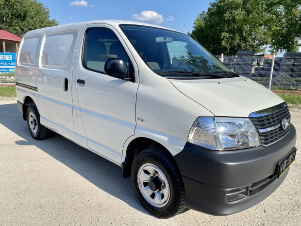 Toyota HI-ACE Hiace 2.5 D-4D 4x4 Panel Van /209...