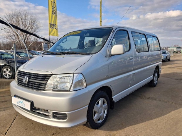 Toyota HI-ACE Hiace 2.5 D-4D Bus Style Magyar....