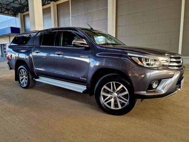 Toyota HI Lux Hilux 2.4 D-4D 4x4 Double Executi...