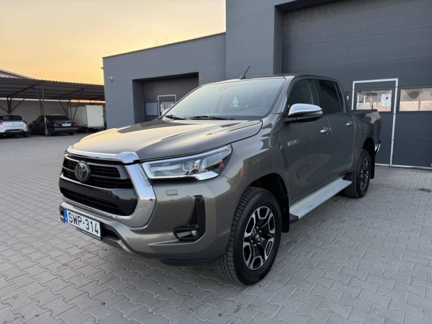 Toyota HI Lux Hilux 2.8 D-4D 4x4 Double Executi...