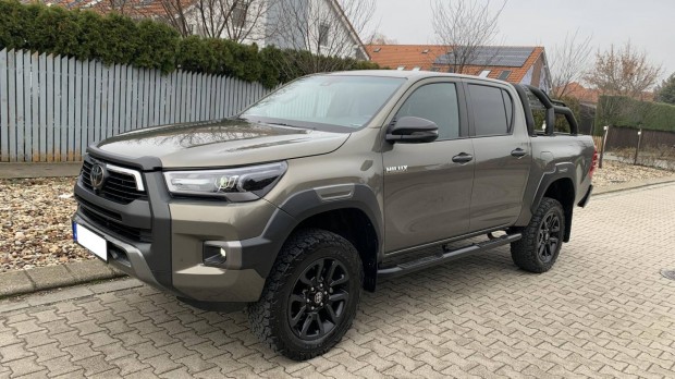 Toyota HI Lux Hilux 2.8 D-4D 4x4 Double Invinci...