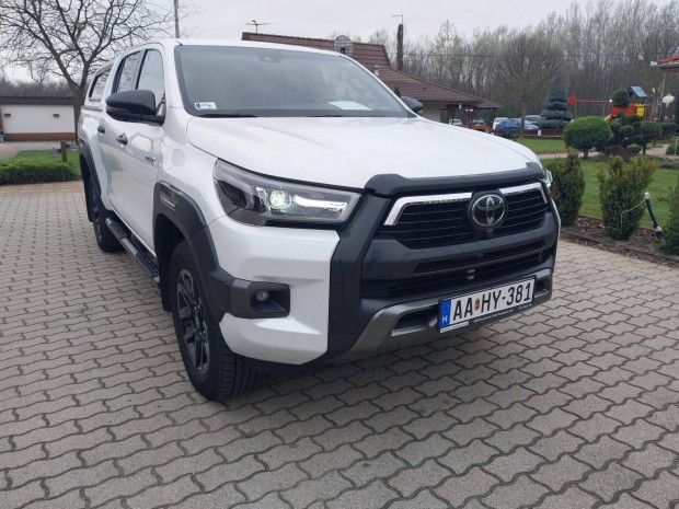 Toyota HI Lux Hilux 2.8 D-4D 4x4 Double Invinci...