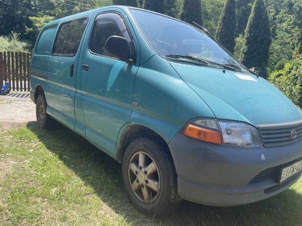 Toyota Hiace 2.5 D4-D Panel Van