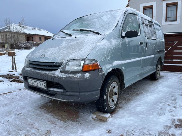 Toyota Hiace 4X4 2.4 TD