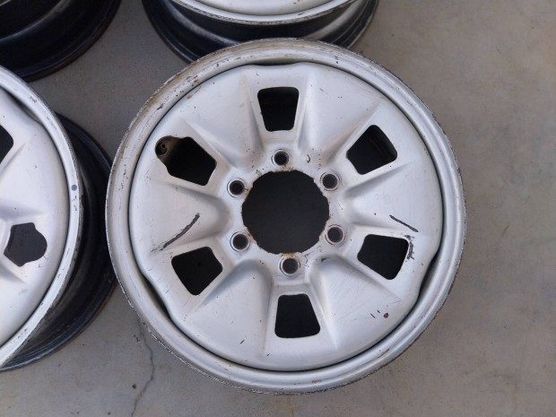 Toyota Hiace 4x4 15 lemezfelni 6x139.7 Hi-ace felni 15"