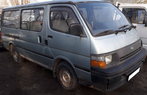 Toyota Hiace 95-s motor, vlt, karosszria elemek ajtk, lmpk stb