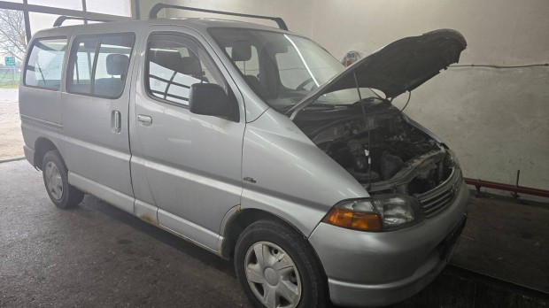 Toyota Hiace Alkatrészek Széles Választéka Eladó