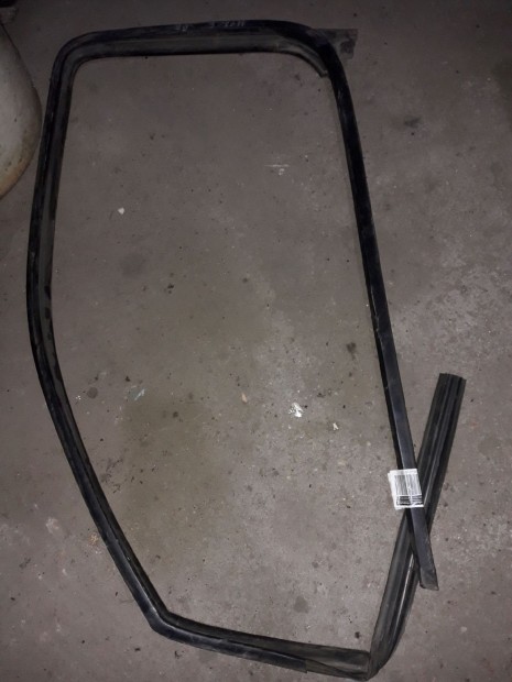 Toyota Hiace Bal Els� Ablak Gumik�der