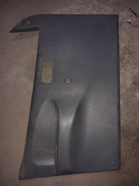 Toyota Hiace Bal Els� Ajt�k�rpit