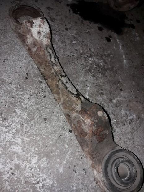 Toyota Hiace Differenci�lm� Tart� Konzol