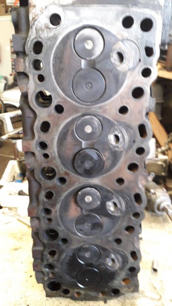 Toyota Hiace, Hilux, 4Runner, Land Cruiser 2.4TD hengerfej 98-2001