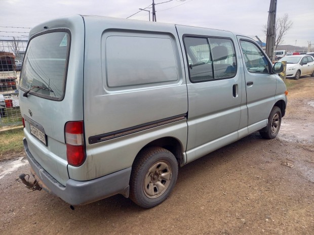 Toyota Hiace alkatrszeim eladk.