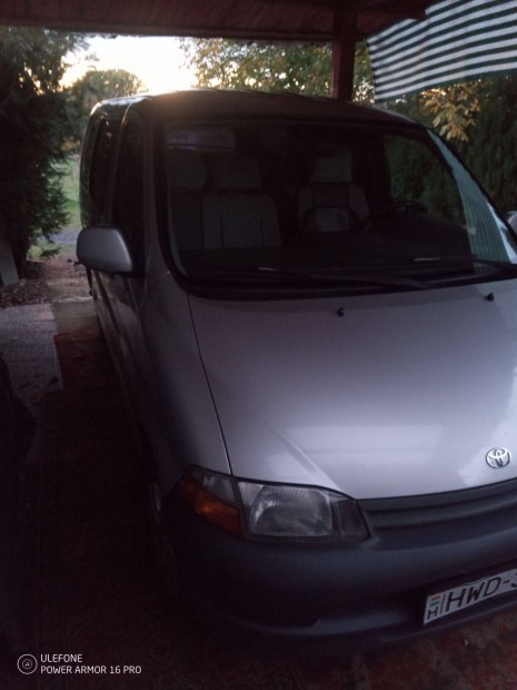 Toyota Hiace eladó
