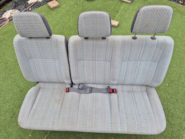 Toyota Hiace k�z�ps� �l�ssor (3-as) elad�