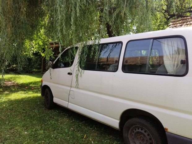 Toyota Hiace mikrobusz 9szemly