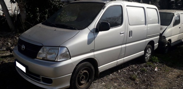 Toyota Hiace tol� ajt� z�rt, ez�st sz�rke