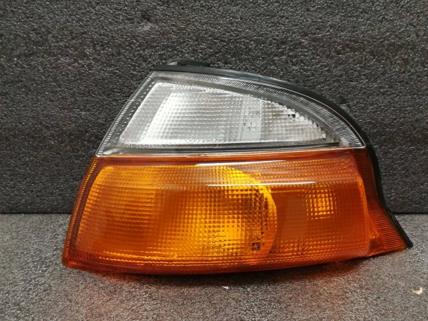 Toyota Hiace villogó-helyzetjelző bal 1995 -> 2006 (s/f) üres