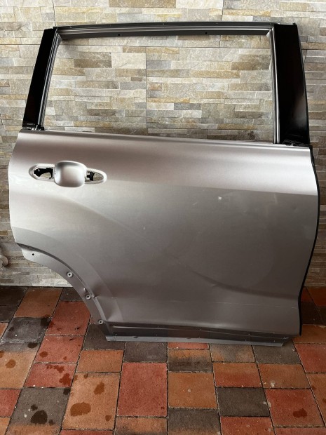 Toyota Highlander IV 2019- ajtó jobb hátsó