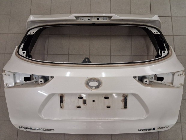 Toyota Higlander csomagtér ajtó hátsó lökháritó