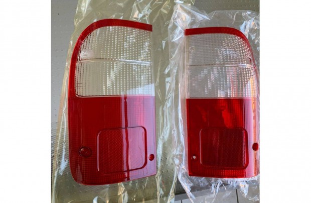 Toyota Hilux 1997-2001 alkatrészek, új hátsó lámpa búra