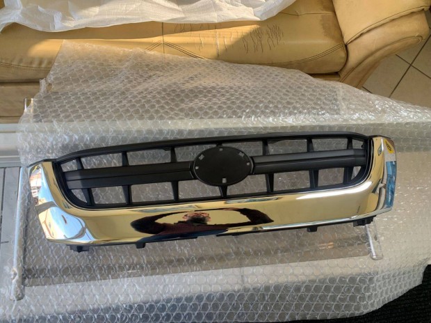 Toyota Hilux 2001-2005 alkatrsz, j htrcs htdszrcs