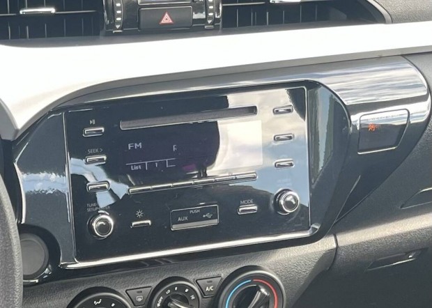 Toyota Hilux 2016-tl gyri CD rdi fejegysg