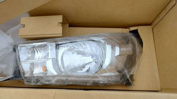 Toyota Hilux 2.4 gy�ri �j f�nysz�r�k v�zh�t� h�t�