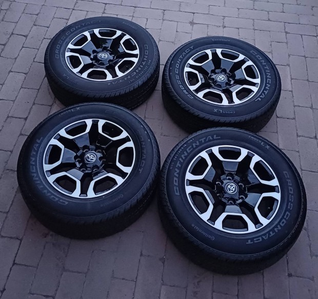 Toyota Hilux Executive kerék 265/60R18 gumi gyári felni alufelni