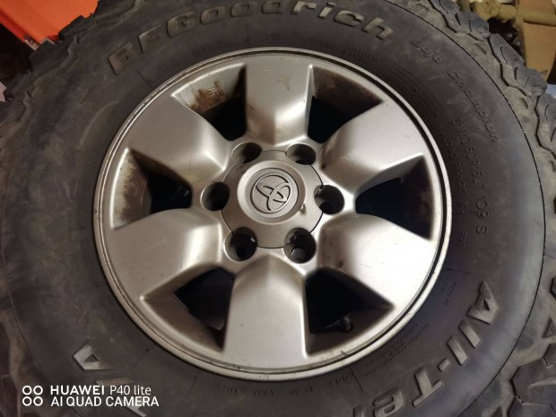 Toyota Hilux alufelni gumival