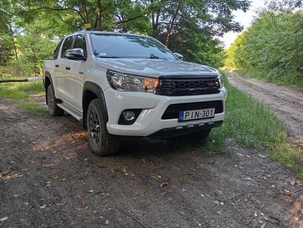 Toyota Hilux htrcs TRD