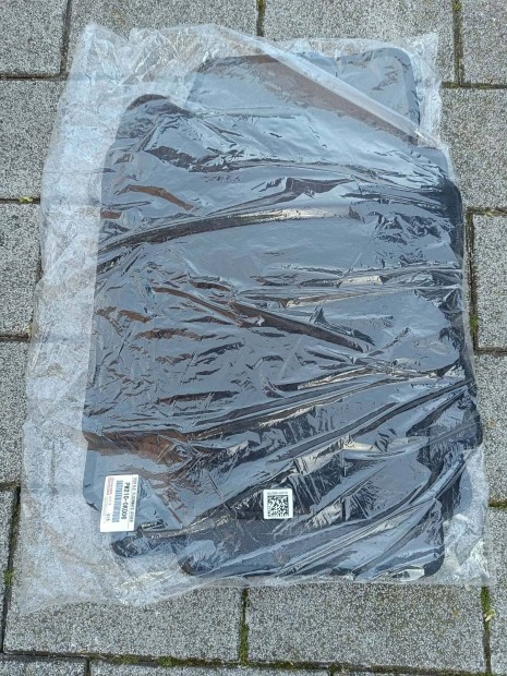 Toyota Hilux textilsz�nyeg szett, 2020-t�l, gy�ri �j!