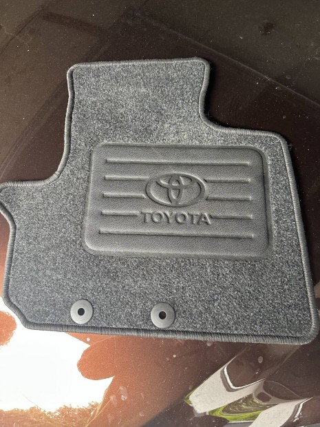 Toyota IQ Yaris szőnyeg