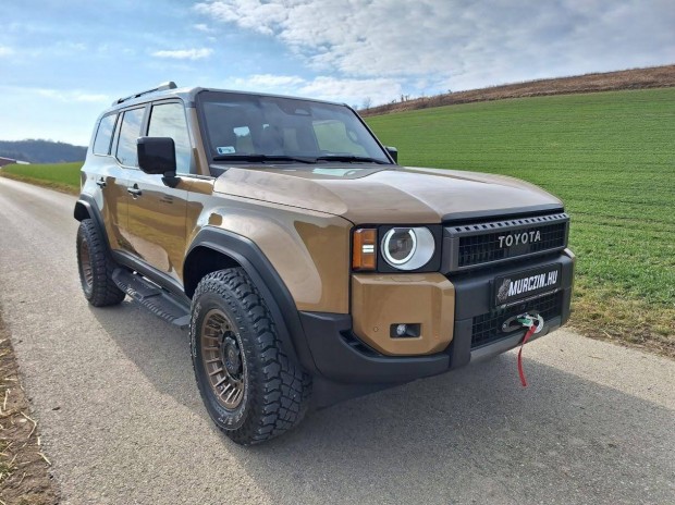 Toyota Land Cruiser 2.8 D-4D First Edition (Aut...