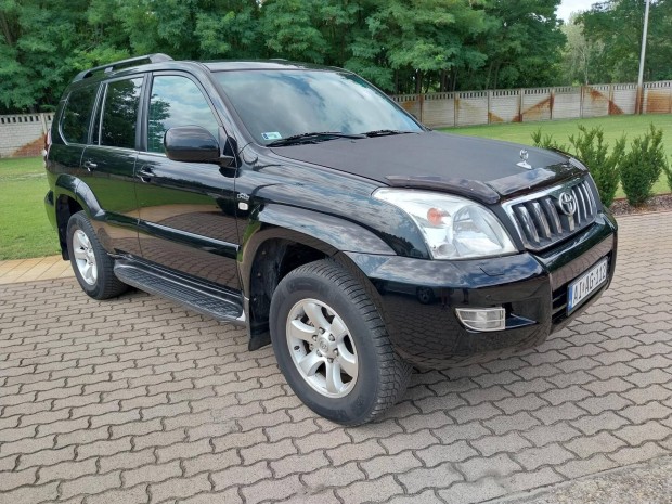 Toyota Land Cruiser 3.0 D Executive 8 szemlyes