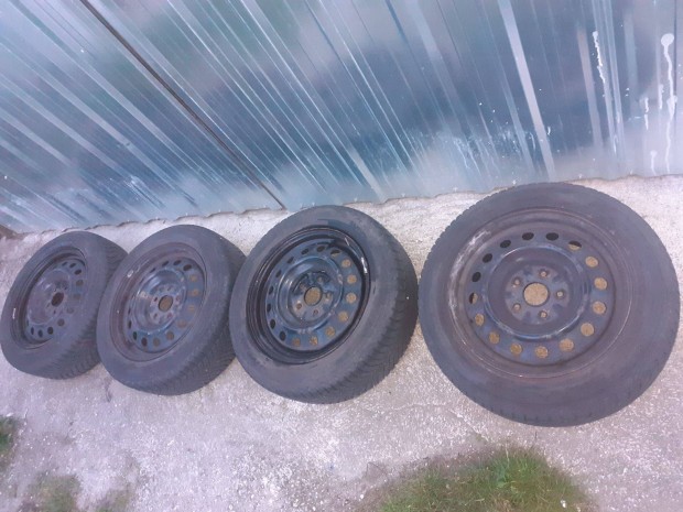 Toyota Lemezfelni 16" 5x100 Prius, Avensis